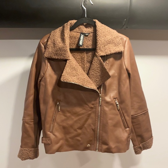 FAUX LEATHER - SUPER SOFT - BOMBER JACKET - - Picture 3 of 4